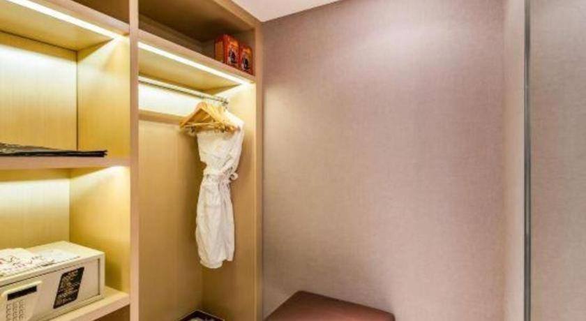 Beijing Ruyi Business Hotel Buitenkant foto